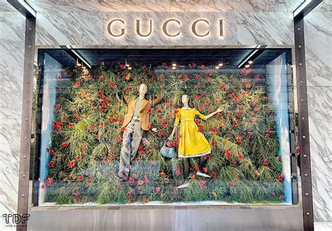 gucci window display glass art|Gucci window display ideas.